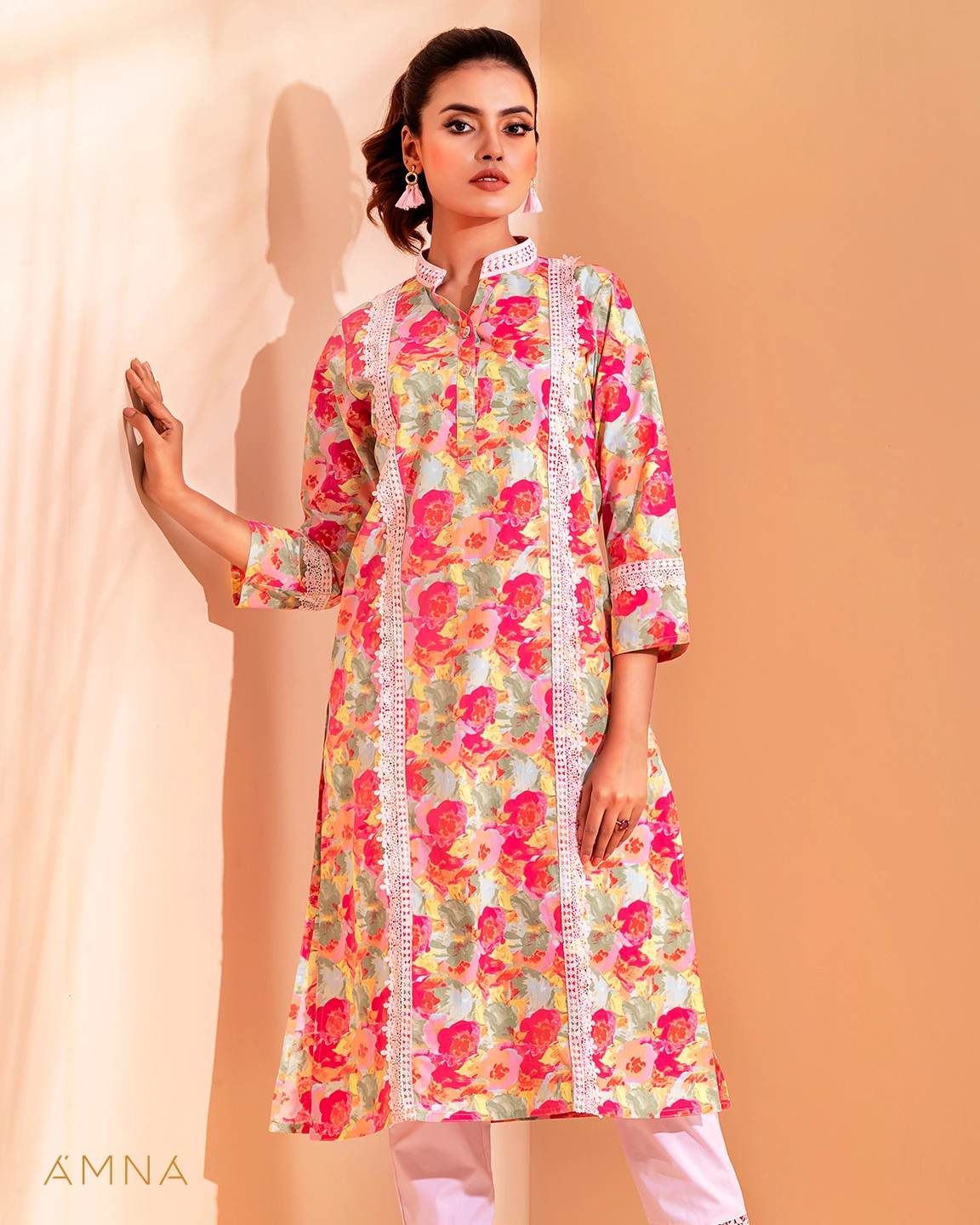 Buy Indo Era Floral Embroidered Thread Work Kurta With Trousers & Dupatta -  Kurta Sets for Women 22992592 | Myntra